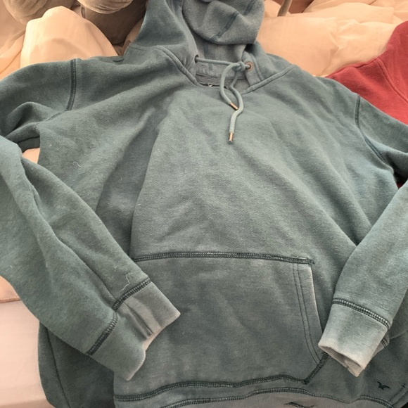AE Sweatshirt Bundle (2) - Picture 2 of 6